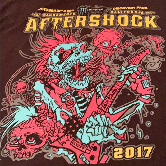 Aftershock T-shirt 2017 Sacramento discovery - Picture 7 of 10